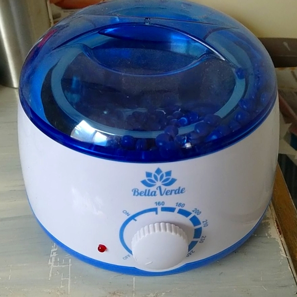 Hot wax body waxing kit and heater - Picture 1 of 4